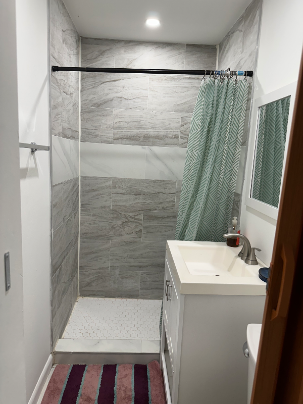 137 Southwest 137th Avenue - Photo 2 of 5