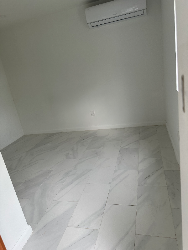 137 Southwest 137th Avenue - Photo 5 of 5