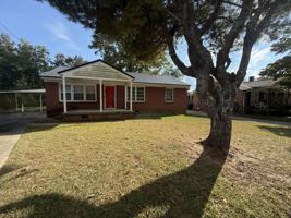 featured image of 1105 Sycamore Rd