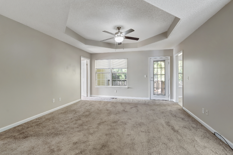 1113 Odom Ct - Photo 3 of 14