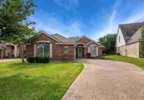 featured image of 3120 Lippizan St