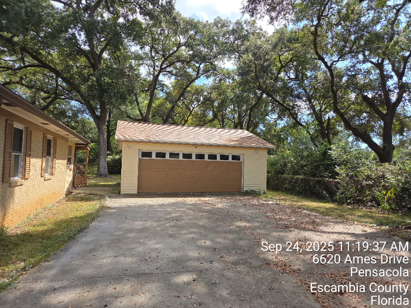 6590 Dewrell Sq - Photo 5 of 10