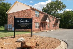 featured image of 1613 Latourette Ln #E