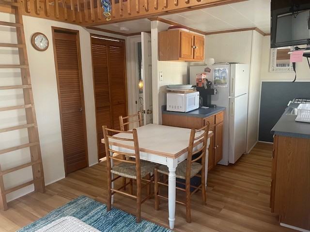 174 N Shore Blvd #NA - Photo 6 of 7