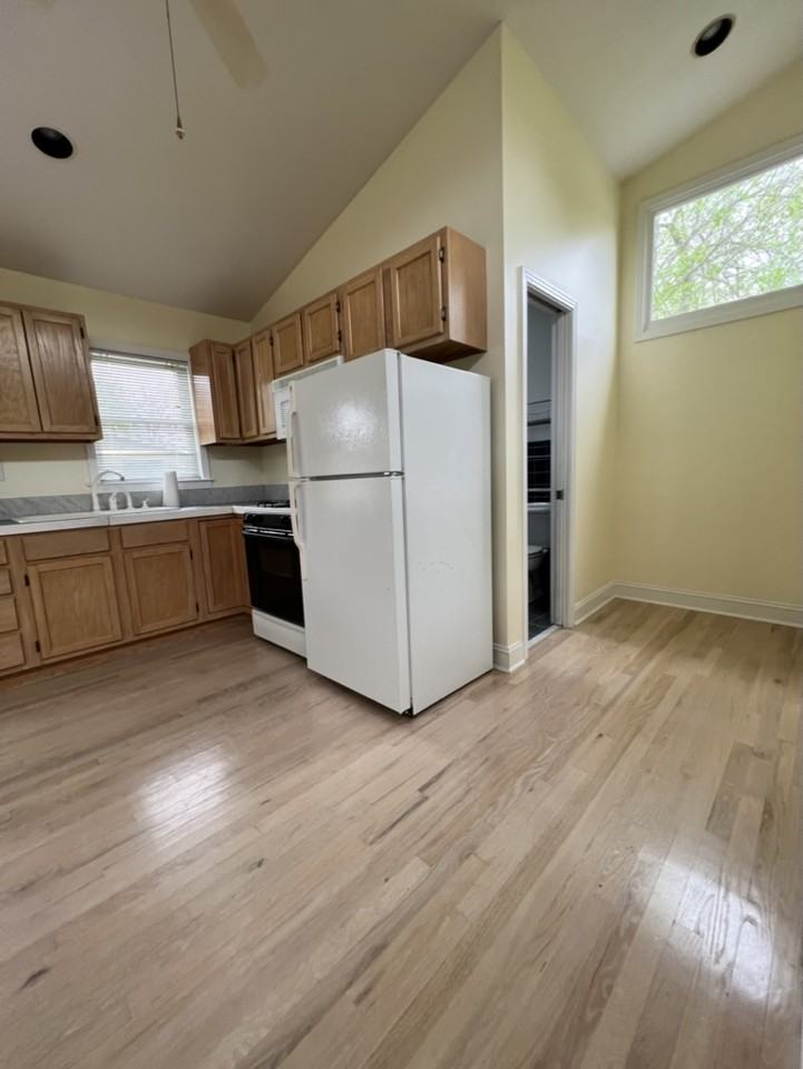 4600 Idaho Ave - Photo 3 of 7