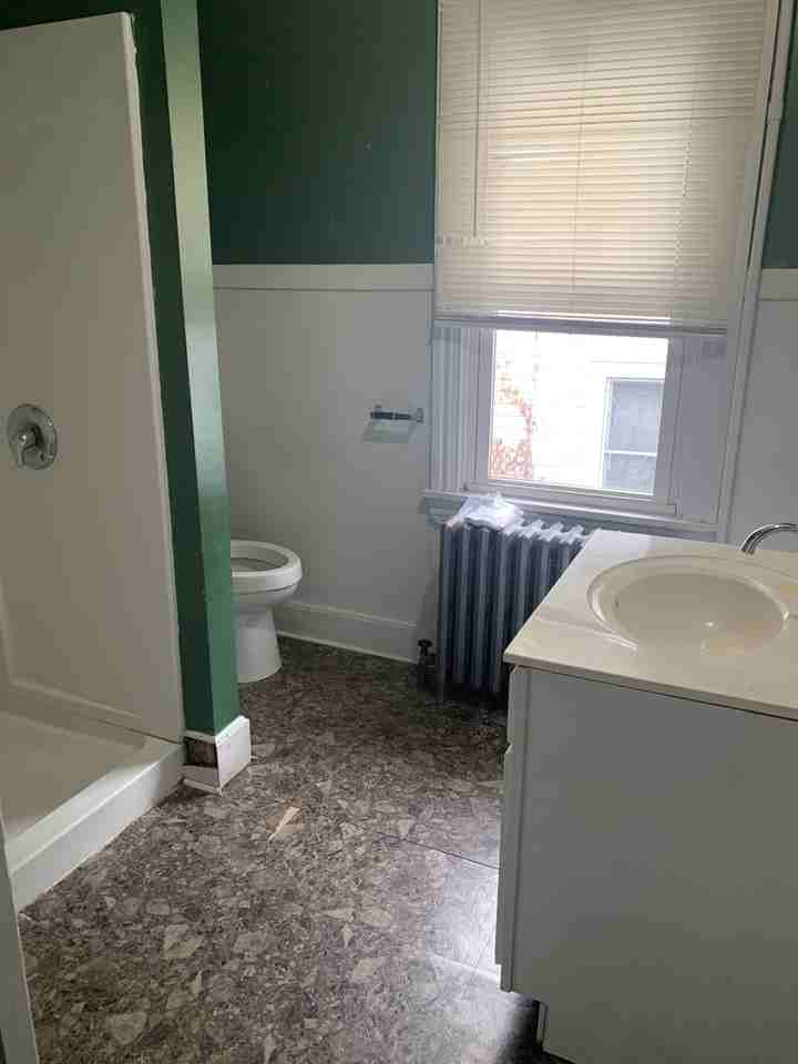201 S Willow St #2 - Photo 2 of 9
