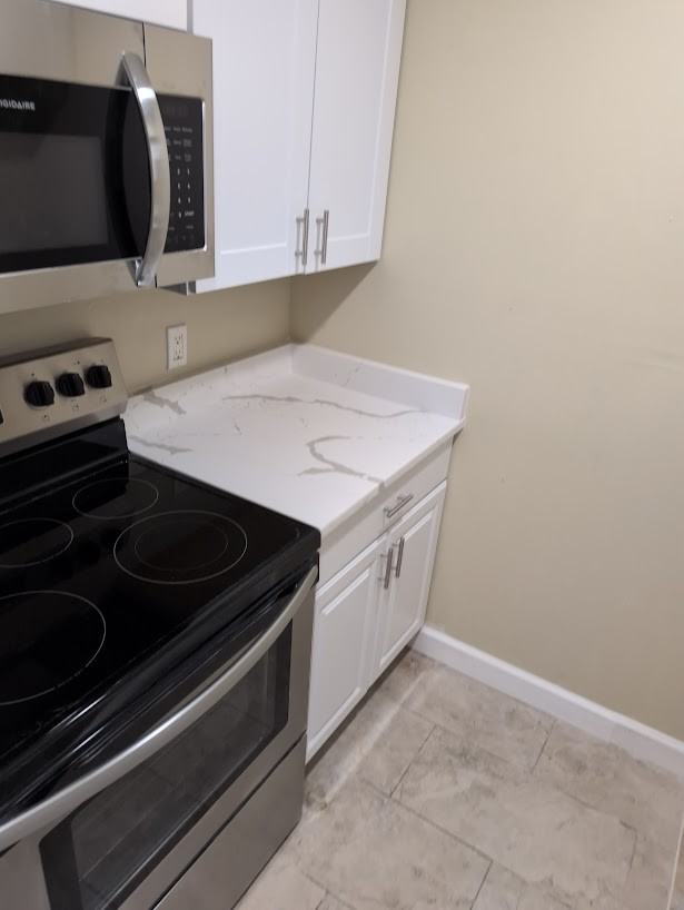 1693 2nd Avenue North #7 - Photo 4 of 15