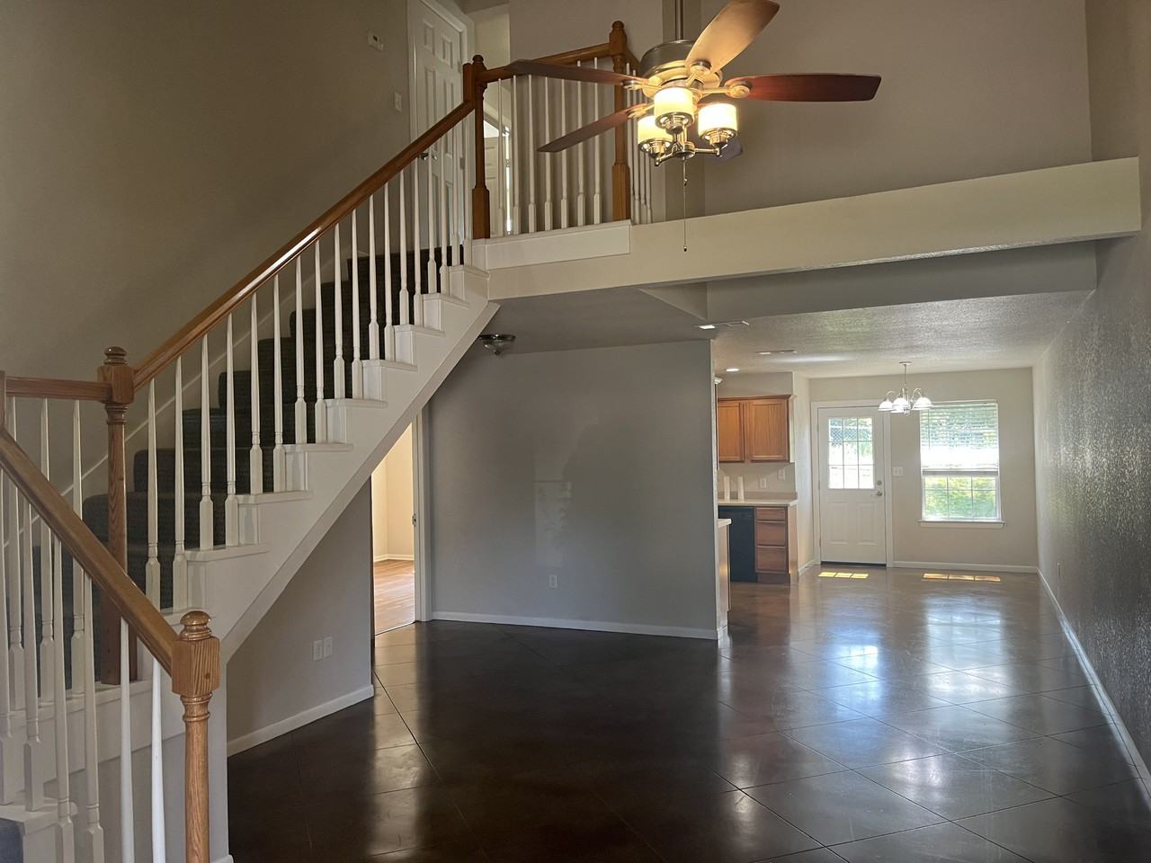 101 Louise Ln #B - Photo 3 of 19