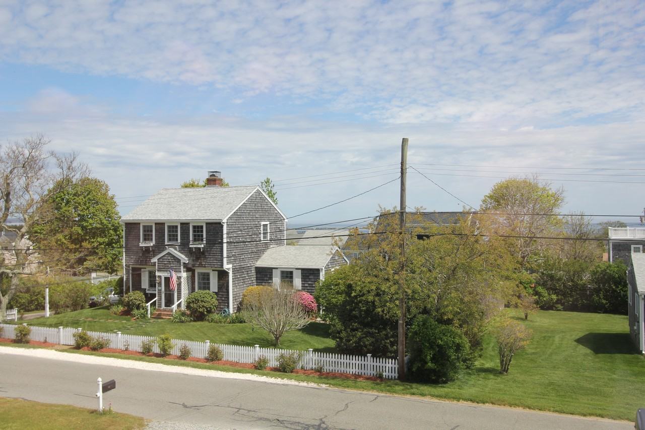 36 Wood Ave #NA - Photo 2 of 18