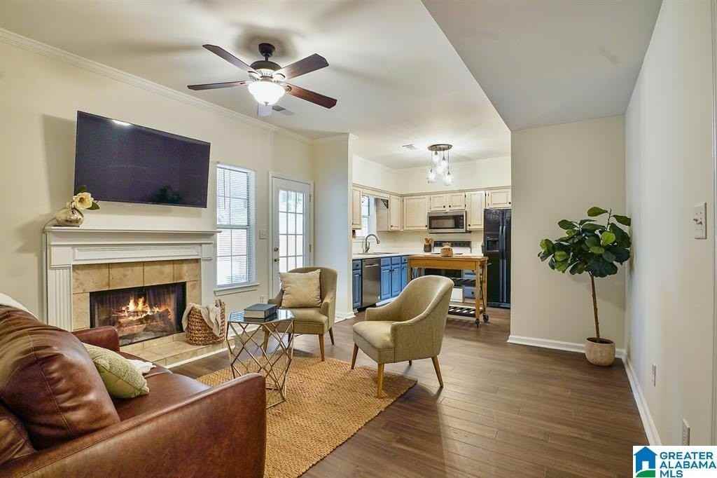 146 Sugar Dr - Photo 3 of 25