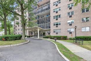 25 Cartright St #8C - Photo 1 of 1