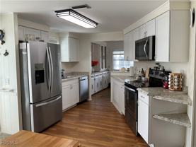 566 Hogan Dr - Photo 1 of 1