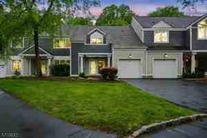 featured image of 99 Sleepy Holw