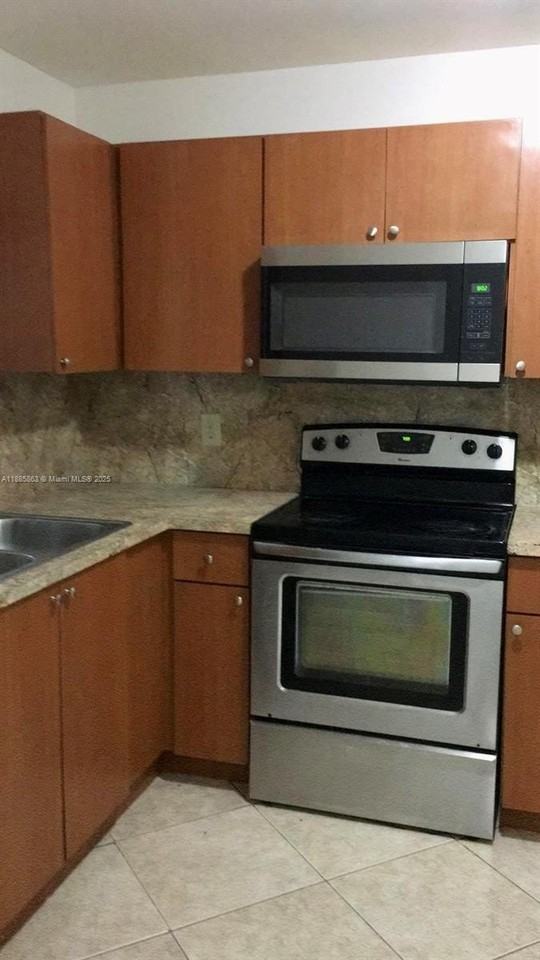 5333 Nw 18th St #3A - Photo 7 of 18