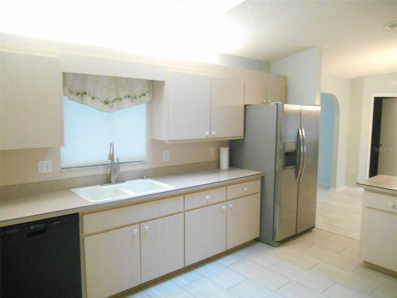 17746 Se 99th Ave - Photo 4 of 28