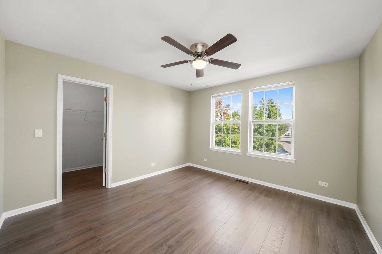 3251 Thunderbird Ct E - Photo 6 of 23