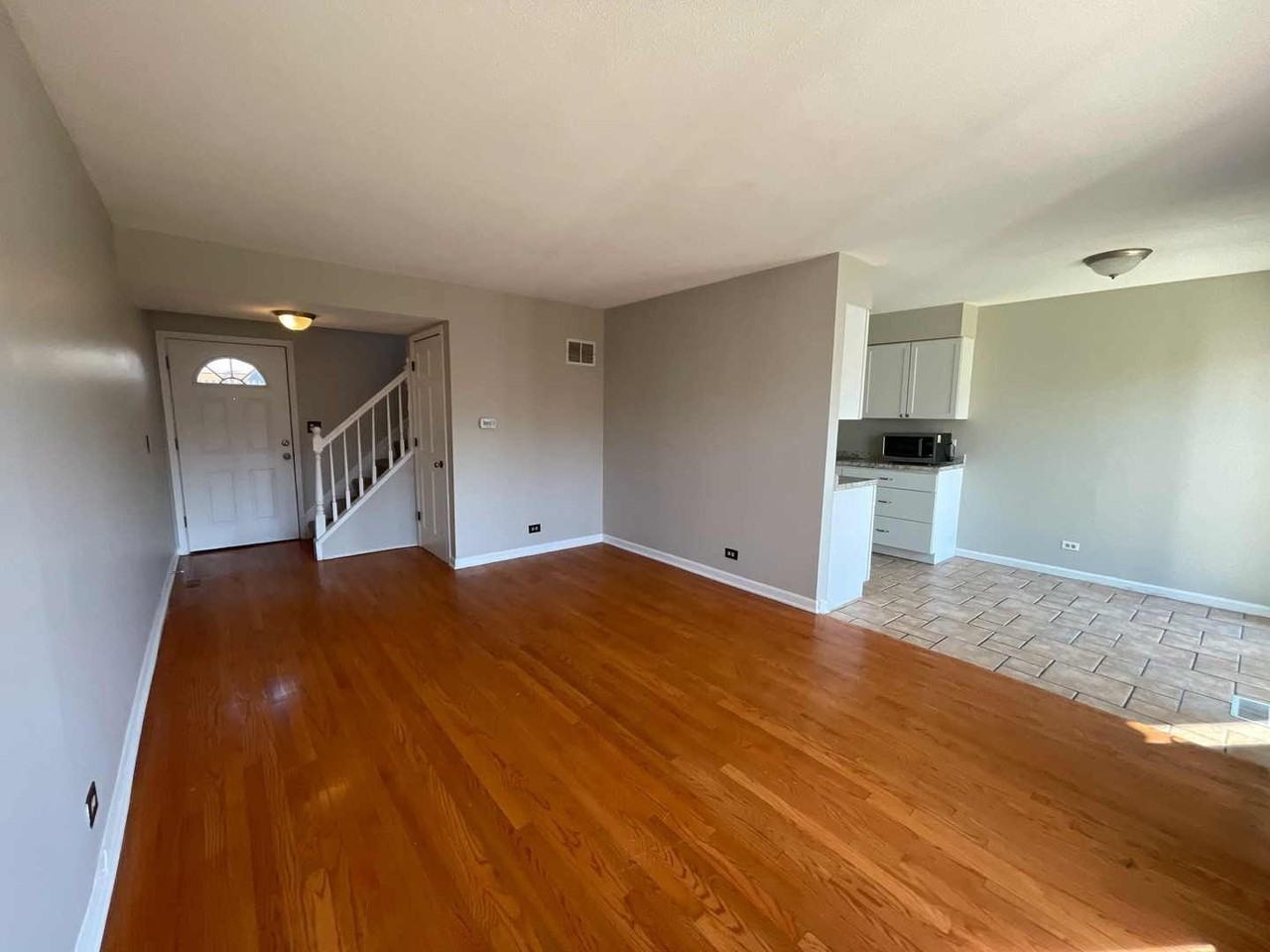 283 E Alpine Dr - Photo 3 of 14