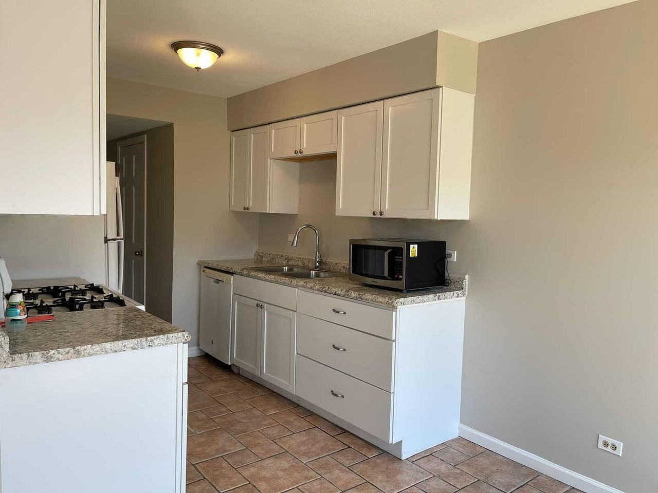 283 E Alpine Dr - Photo 4 of 14