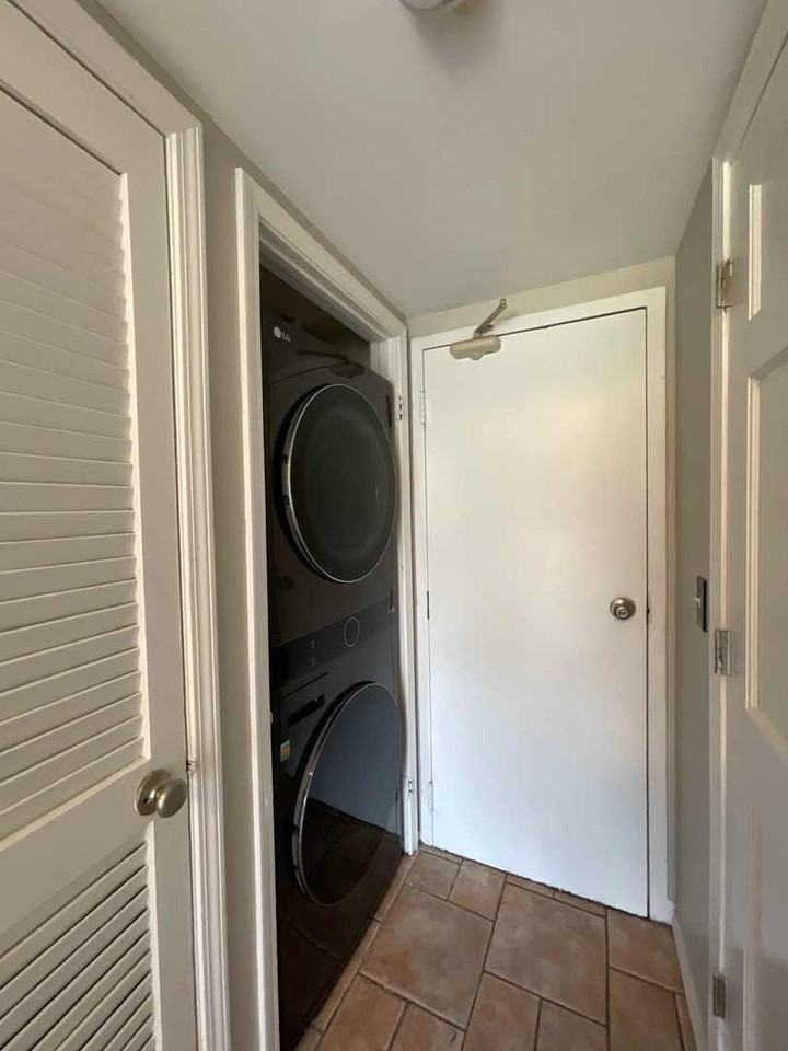 283 E Alpine Dr - Photo 6 of 14