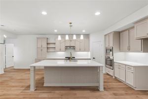 featured image of 809 Overton Ave