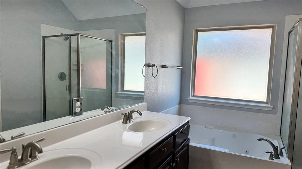 5922 Harbor Glen Drive - Photo 7 of 19