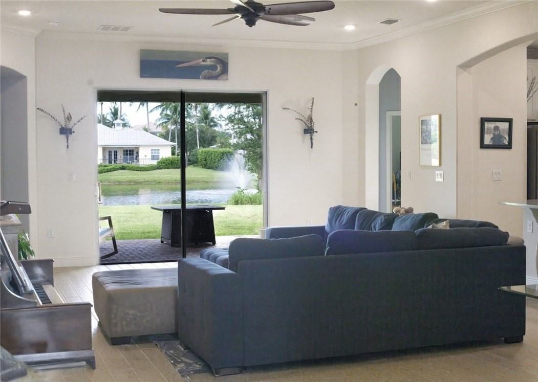 2660 Antilles Ln - Photo 6 of 14