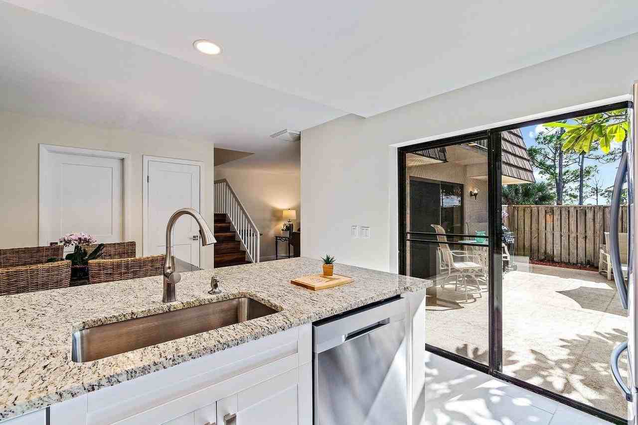 2316 23rd Court - Photo 6 of 23