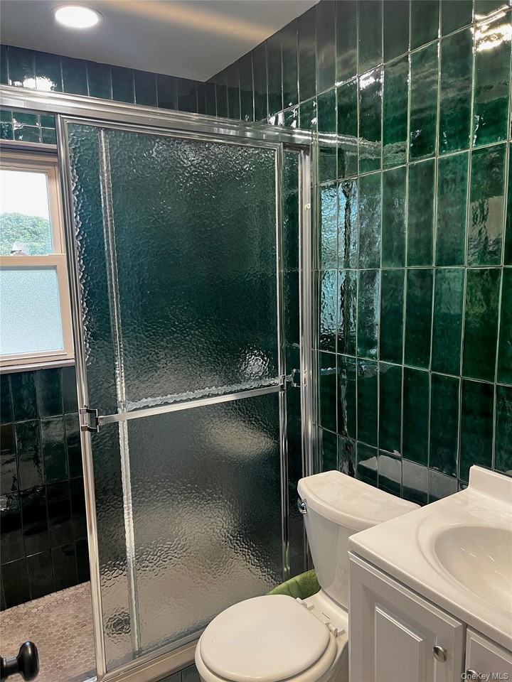 307 Emerson Pl - Photo 5 of 6