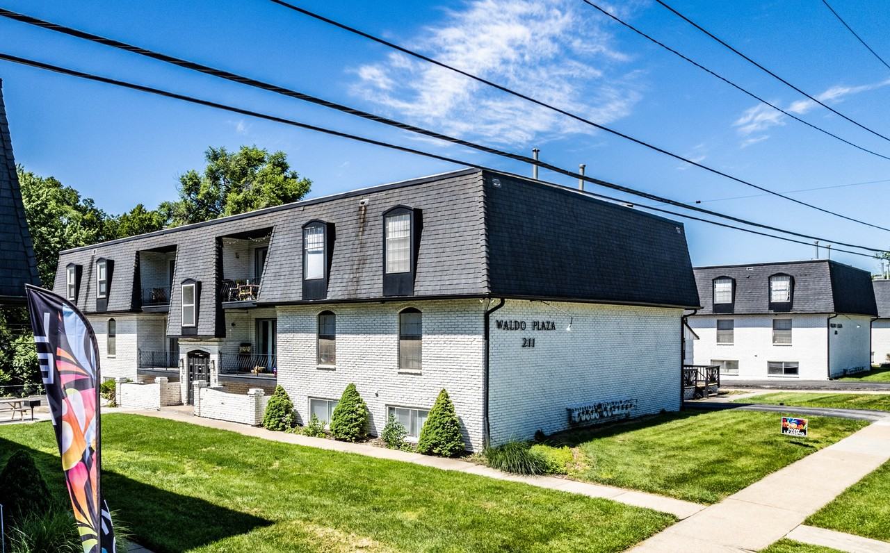 Waldo Plaza - Photo 5 of 23