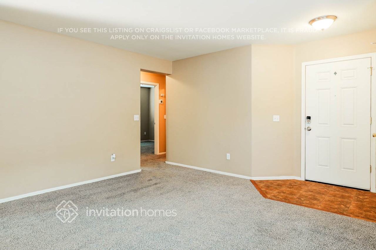 19297 North Ibiza Lane - Photo 4 of 17