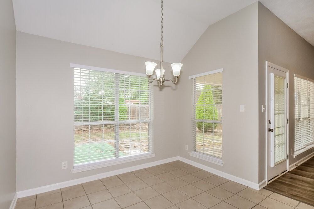 4825 Graham Lake Dr - Photo 6 of 17