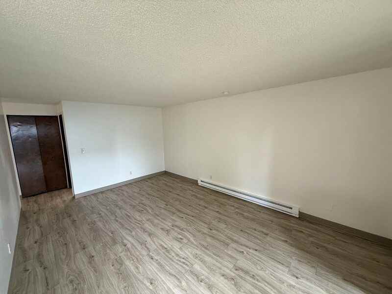 4135 State St #19 - Photo 5 of 15