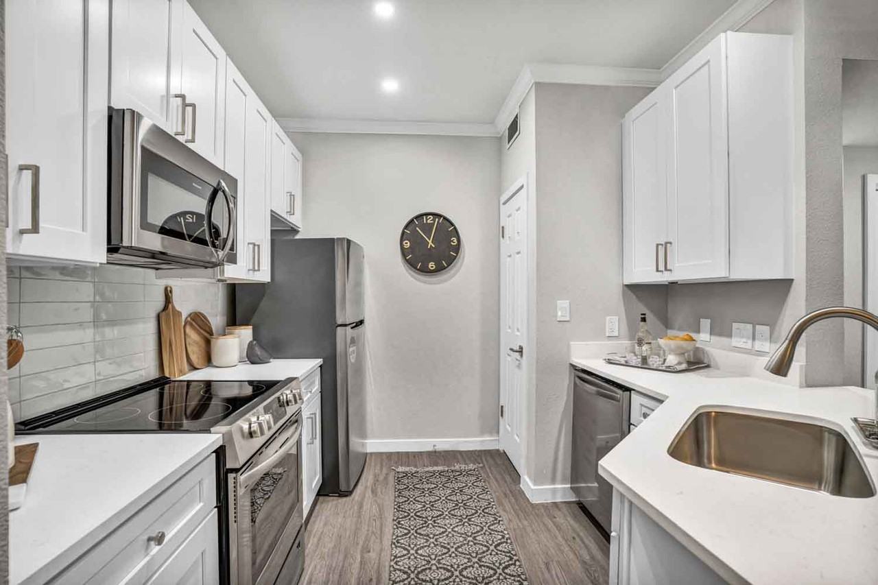 Ranch to Market Rd 620 & Cavalier Dr #5307 - Photo 5 of 10