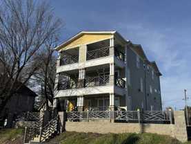 3712 E Washington - Photo 1 of 1