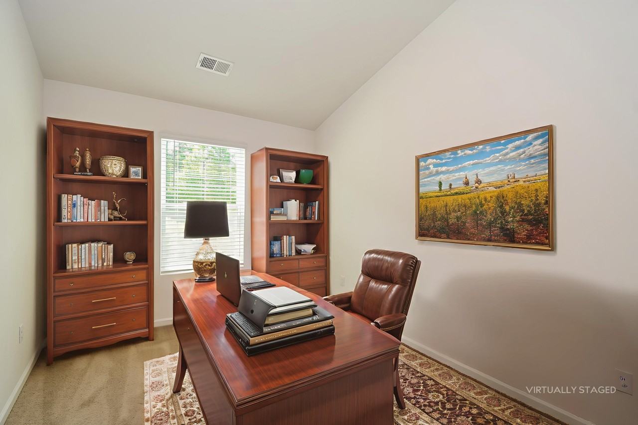 42 Striker Rd - Photo 6 of 50