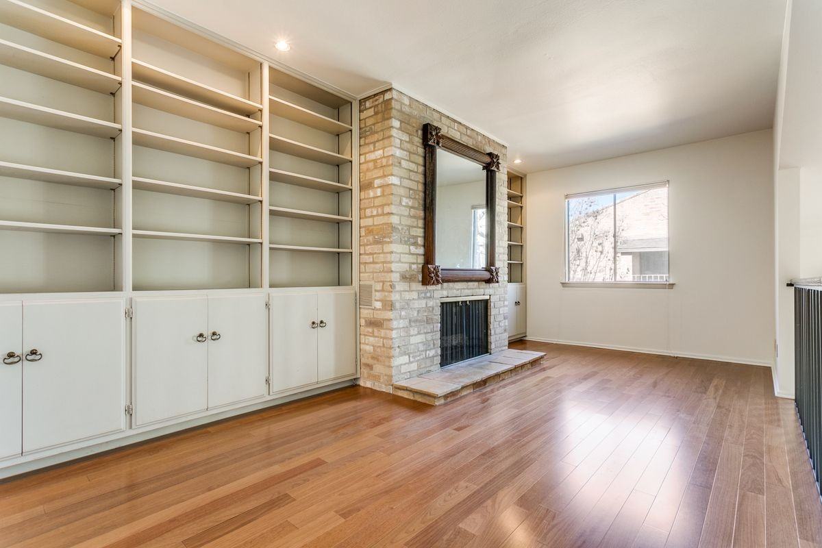 4 Gallery Ct - Photo 6 of 12