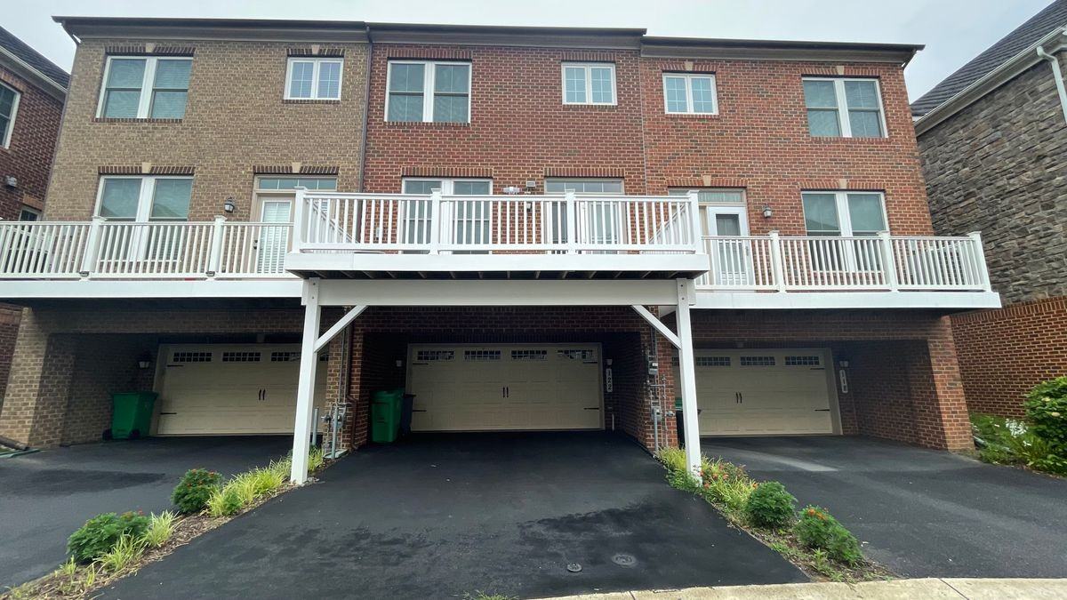 122 Parkview Ave - Photo 2 of 50