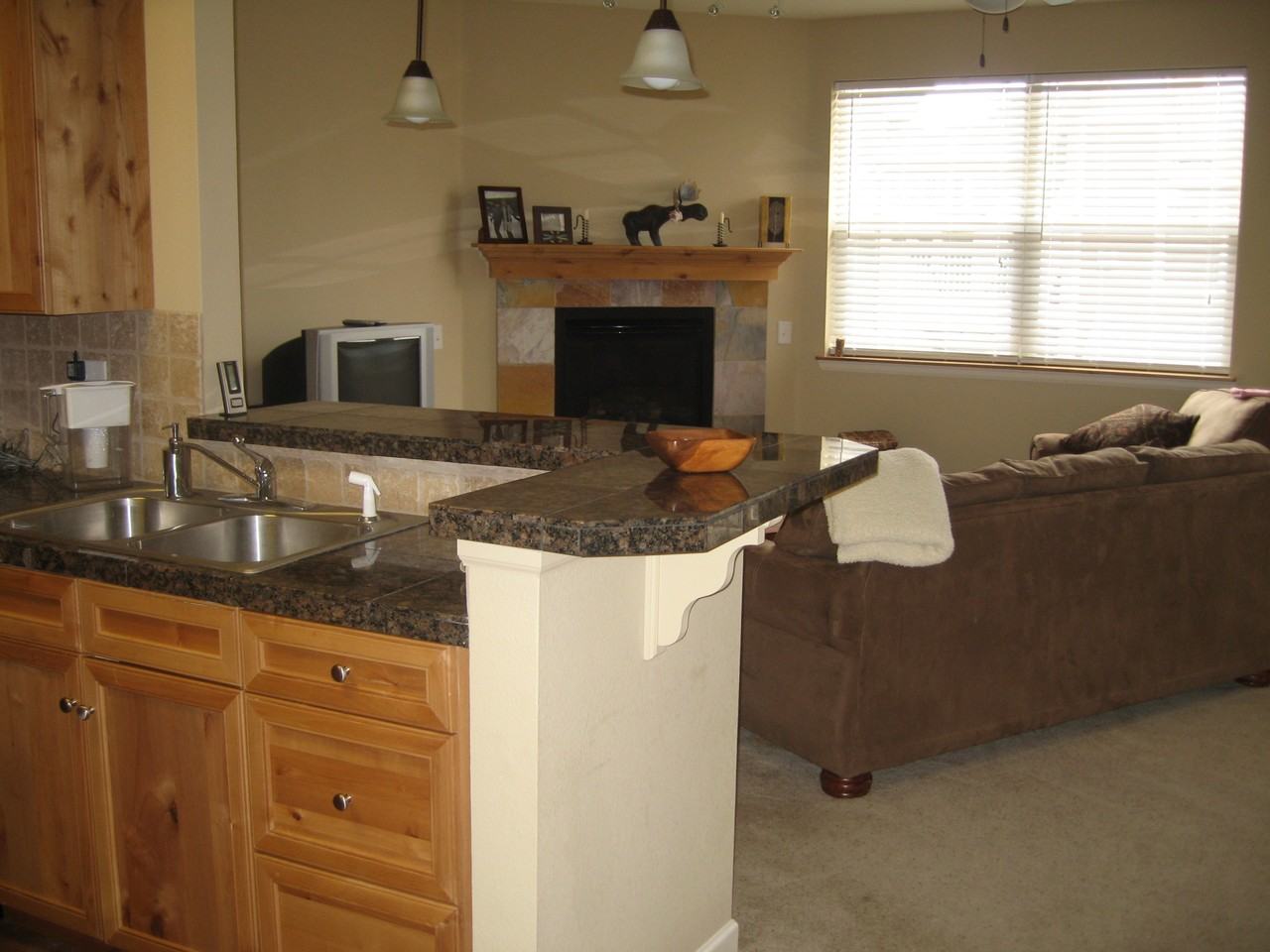 150 Spinner St #4 - Photo 3 of 12