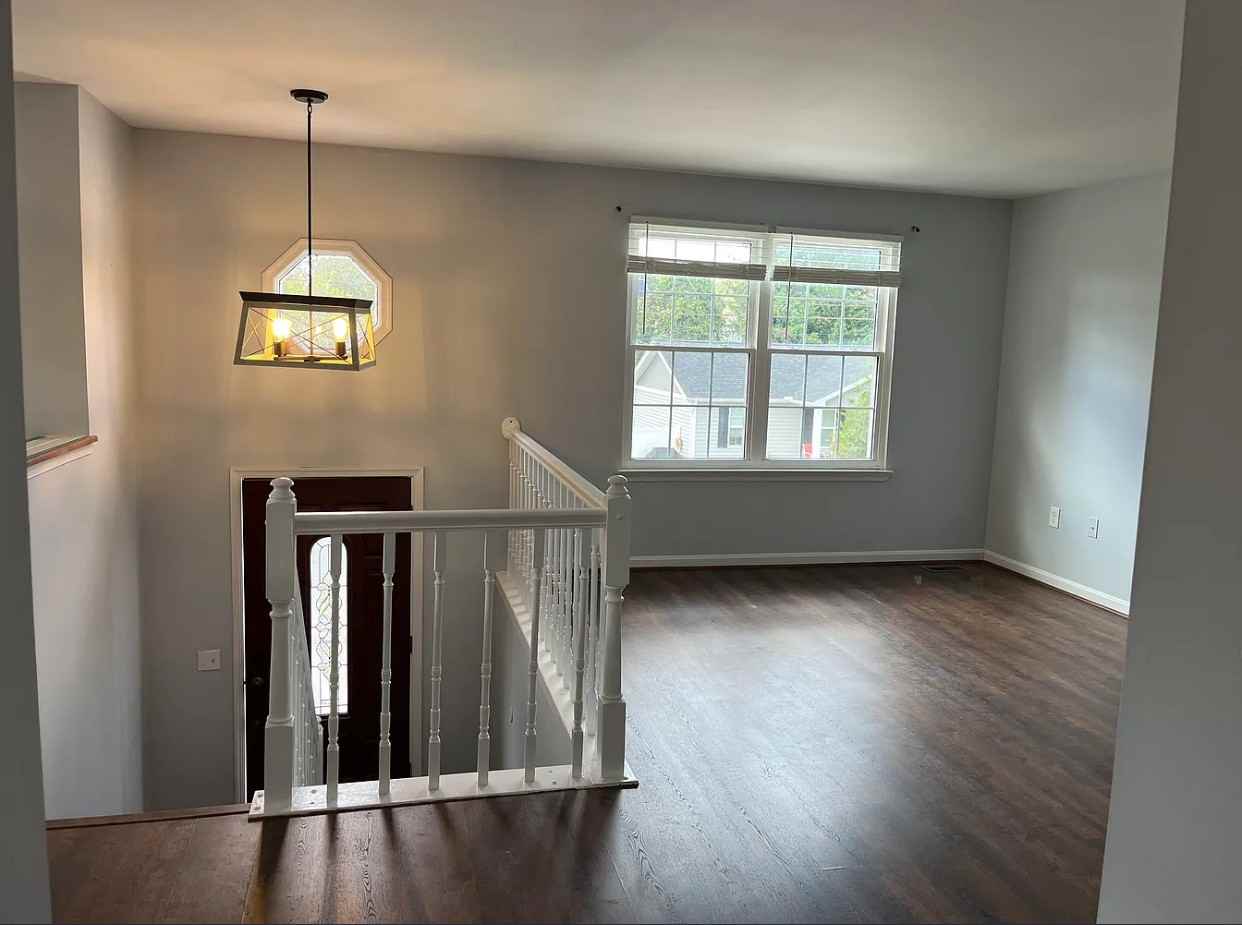 695 207th St #NA - Photo 2 of 10