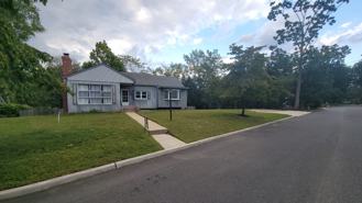 569 Lakeside Ave #NA - Photo 1 of 1
