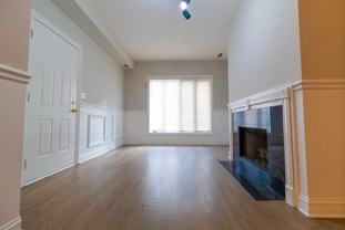1442 W Chestnut St #2 - Photo 1 of 1