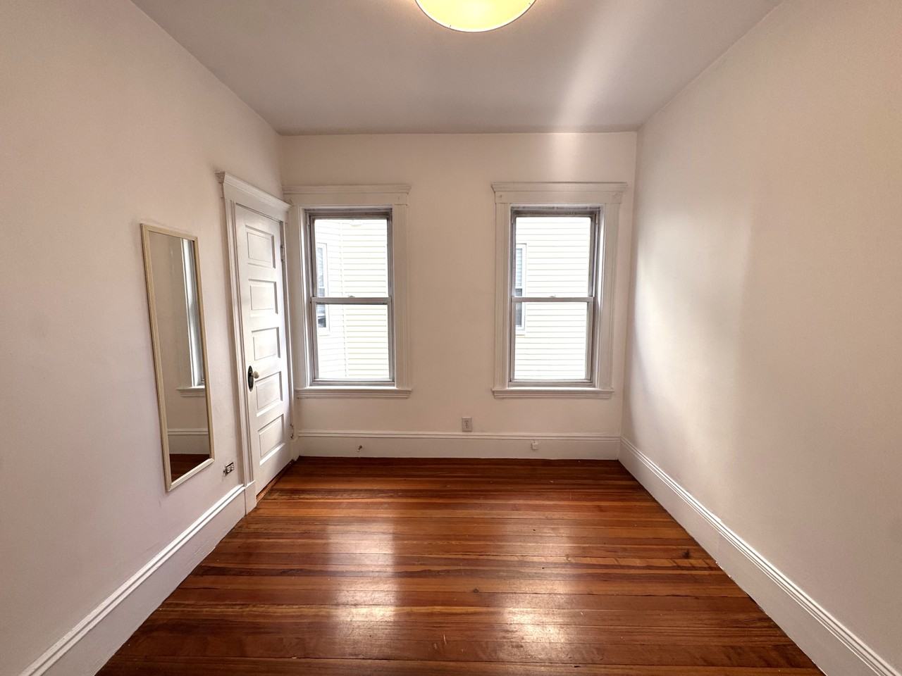 67 Washburn Ave #2 - Photo 4 of 8