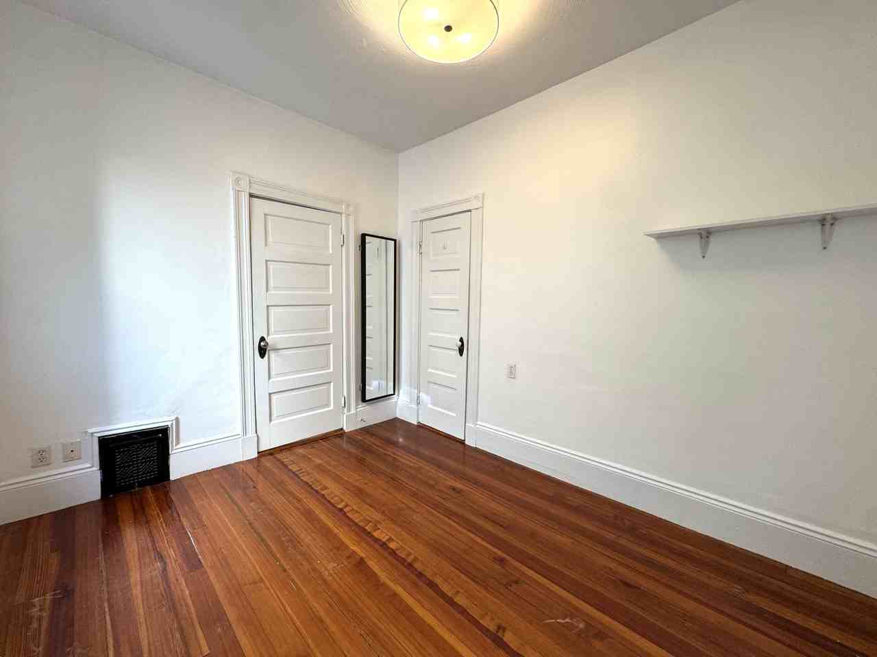 67 Washburn Ave #2 - Photo 5 of 8