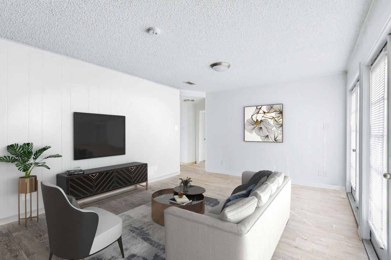 Windsor Rd & W 24th St - Photo 4 of 10