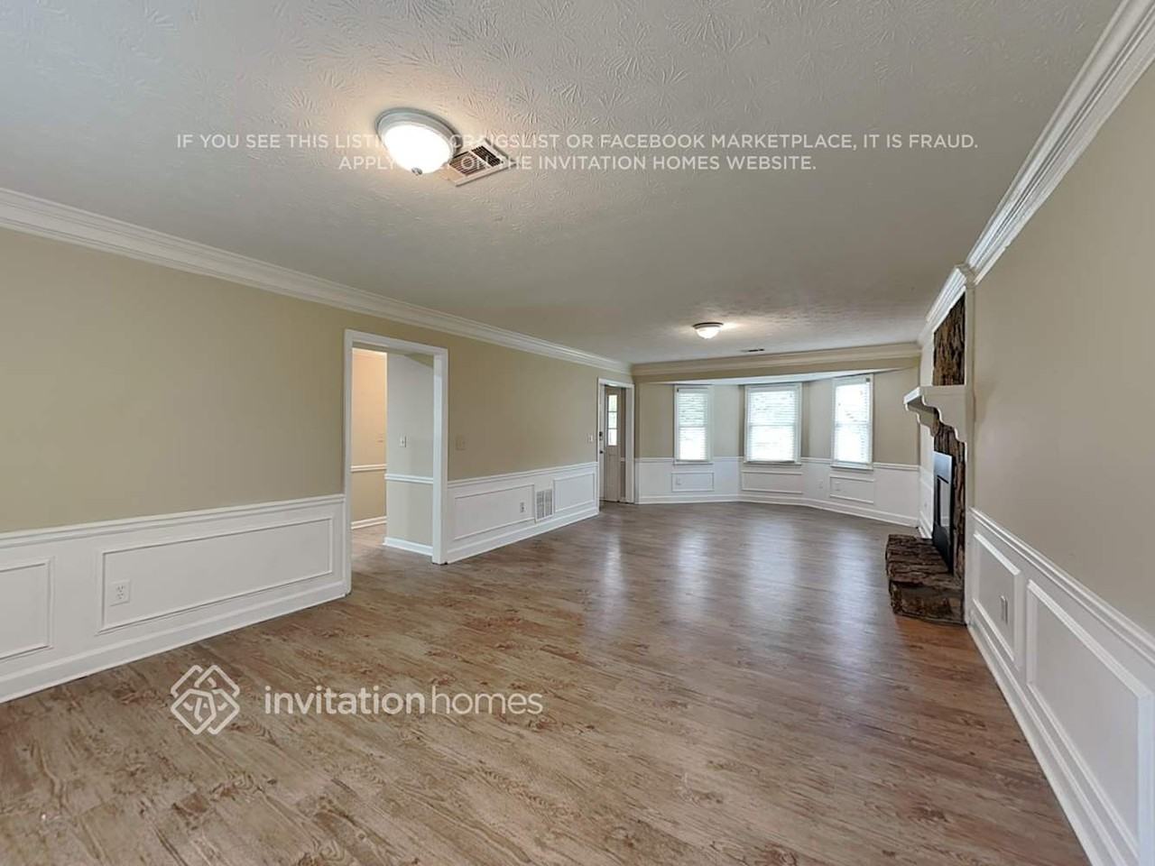 1724 Cum Laude Way - Photo 4 of 19