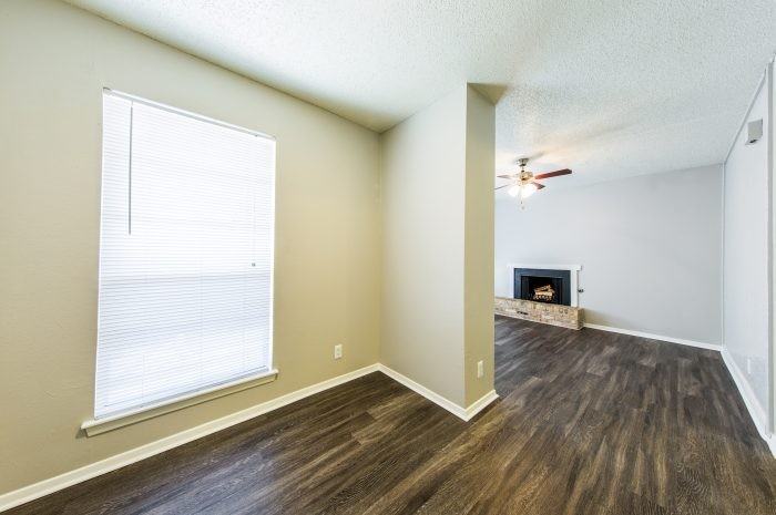 Avenue F & E 39th St #205 - Photo 7 of 16