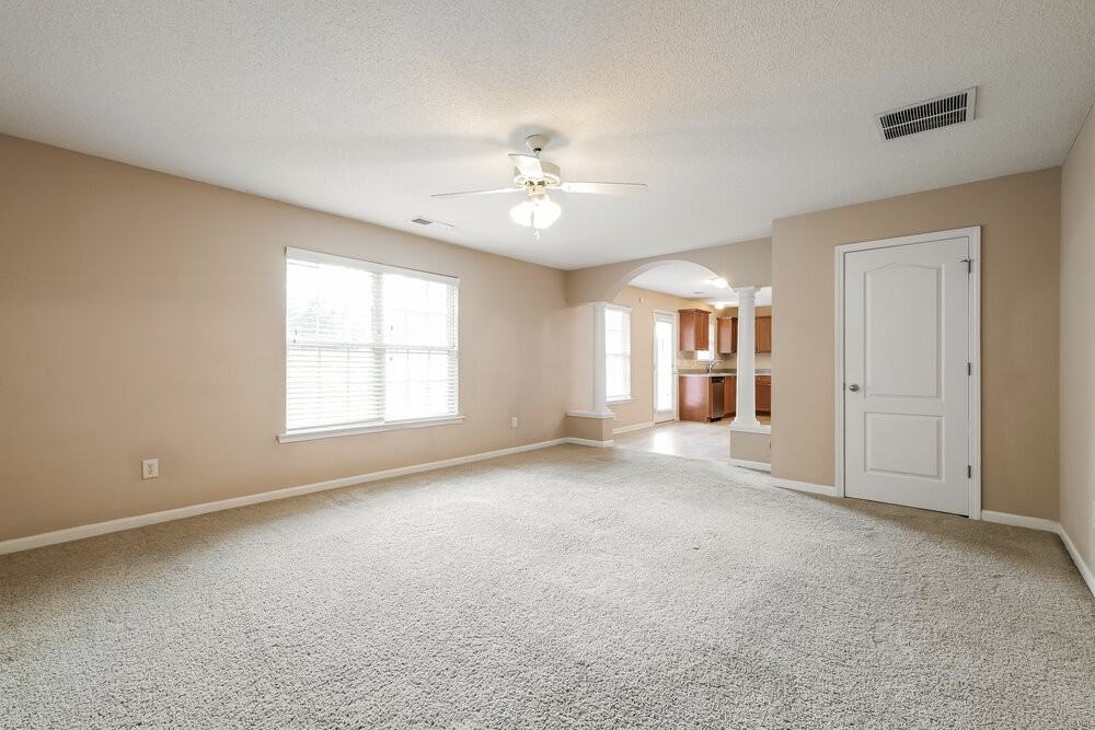 2295 Clonts Ct - Photo 5 of 17