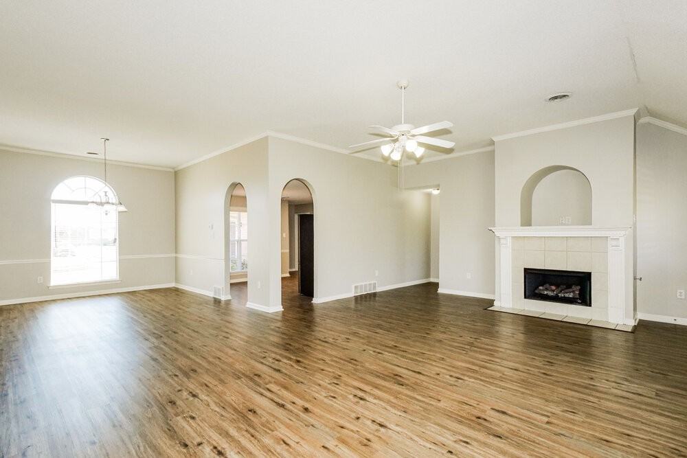 4455 Jonsey Ln - Photo 5 of 17
