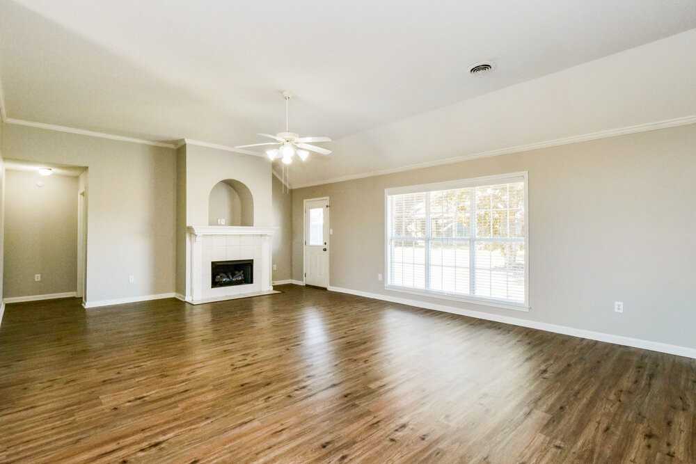 4455 Jonsey Ln - Photo 6 of 17