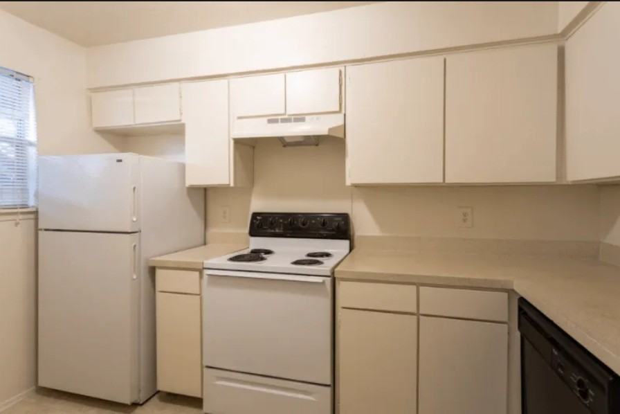 Speedway & E 45th St #160 - Photo 5 of 9